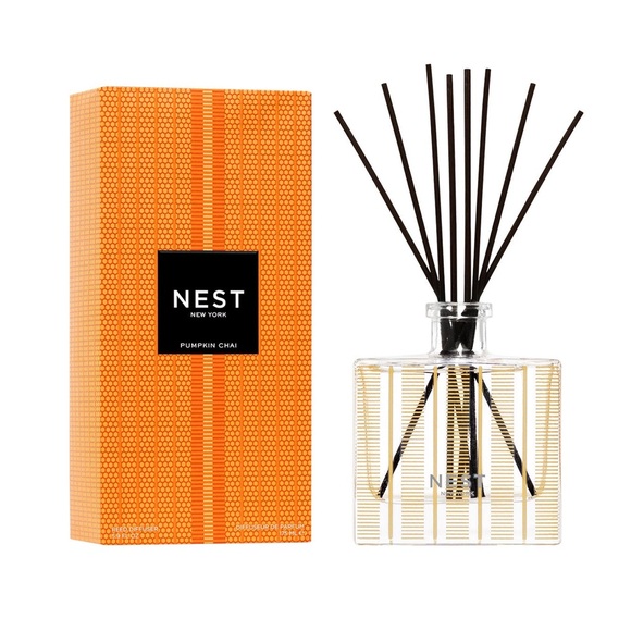 NEST Pumpkin Chai Reed Diffuser - Picture 1 of 5